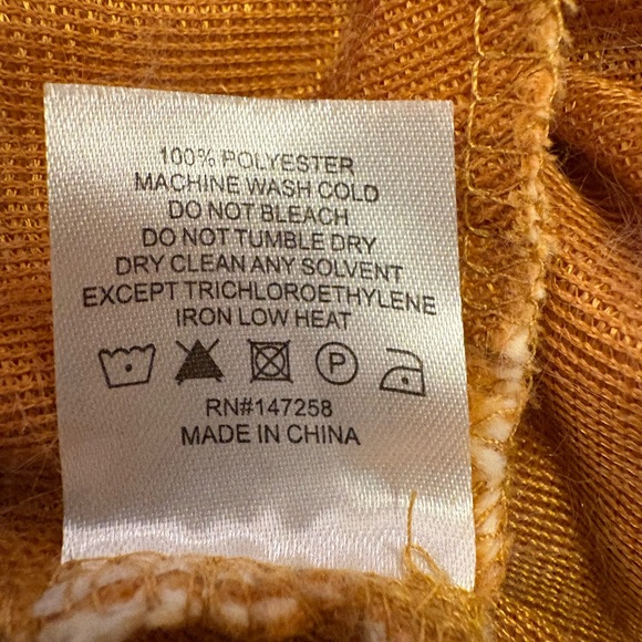 Simply Southern SOFT Ripple Sherpa Pullover Cream & Gold Plush 3/4 Zip Sz Medium - Picture 5 of 14